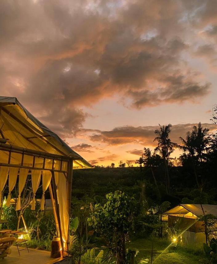 Camani Glamping Hotel Karangasem  Exterior photo