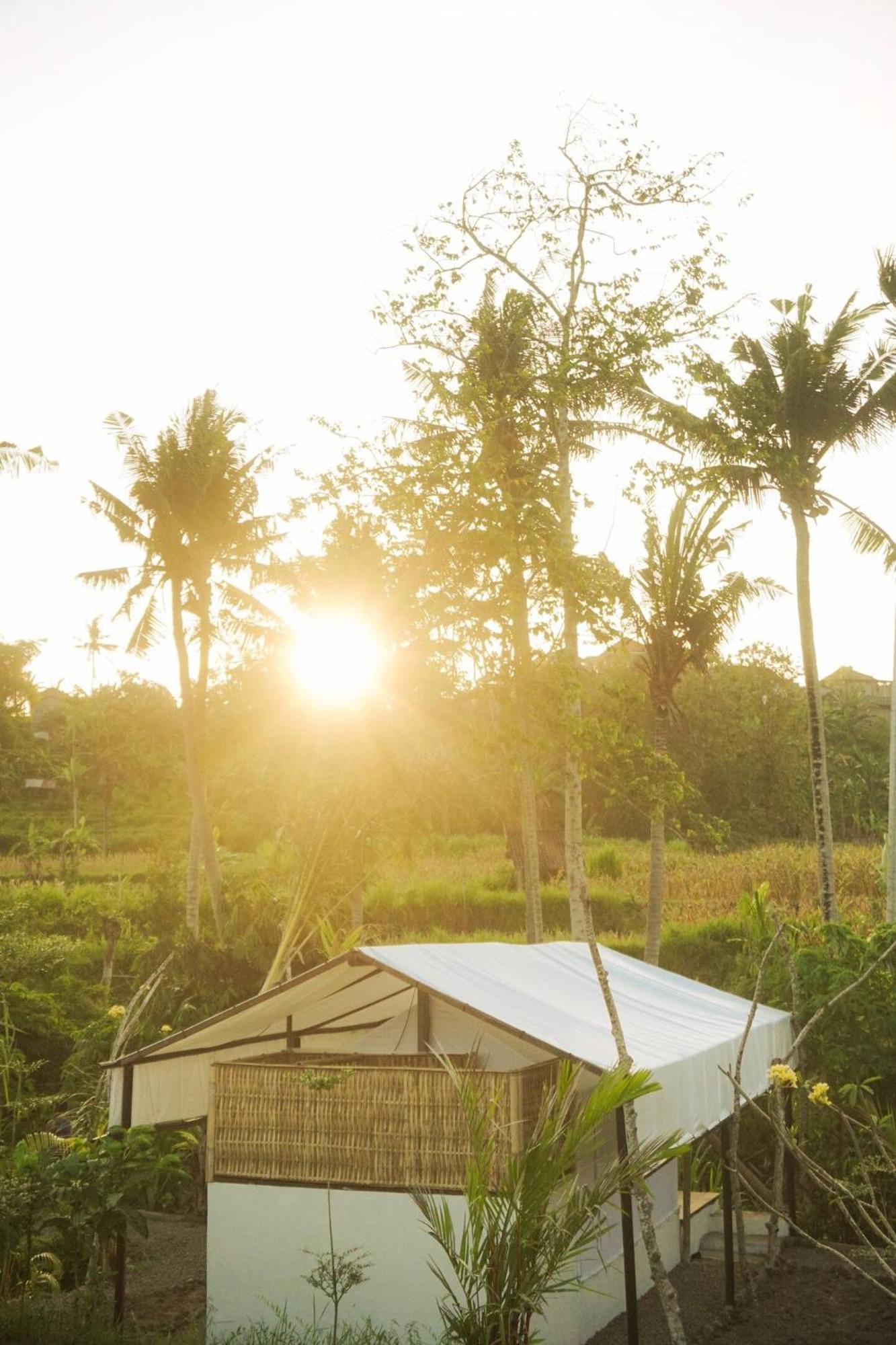 Camani Glamping Hotel Karangasem  Exterior photo
