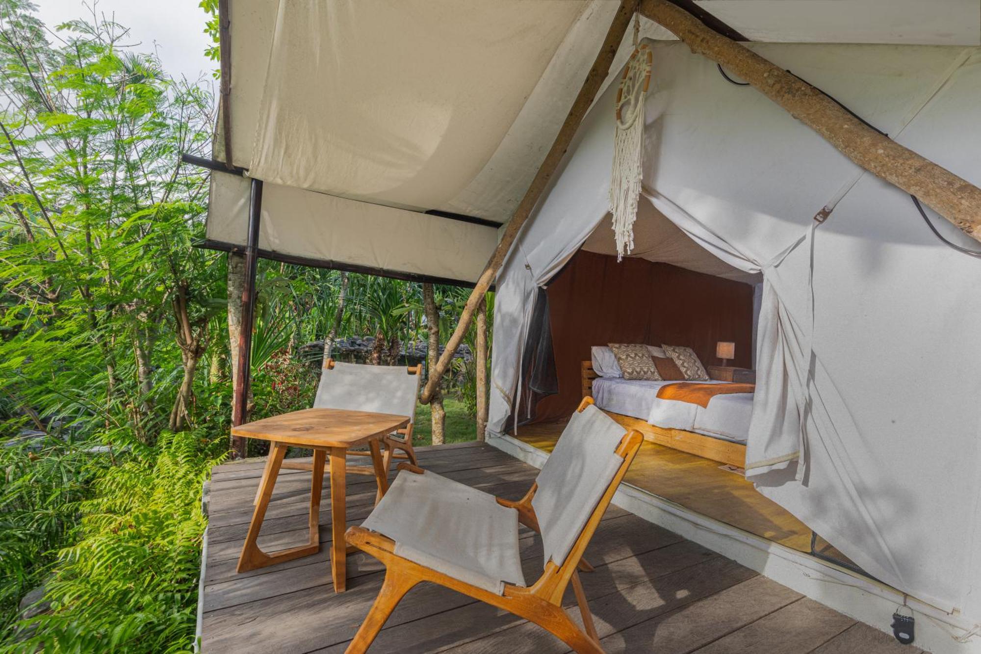 Camani Glamping Hotel Karangasem  Exterior photo